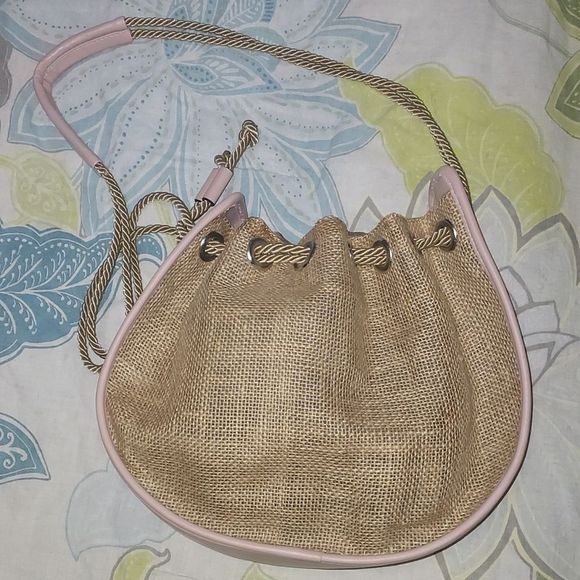 Unknown Handbags - Burlap and faux leather drawstring bag NWOT